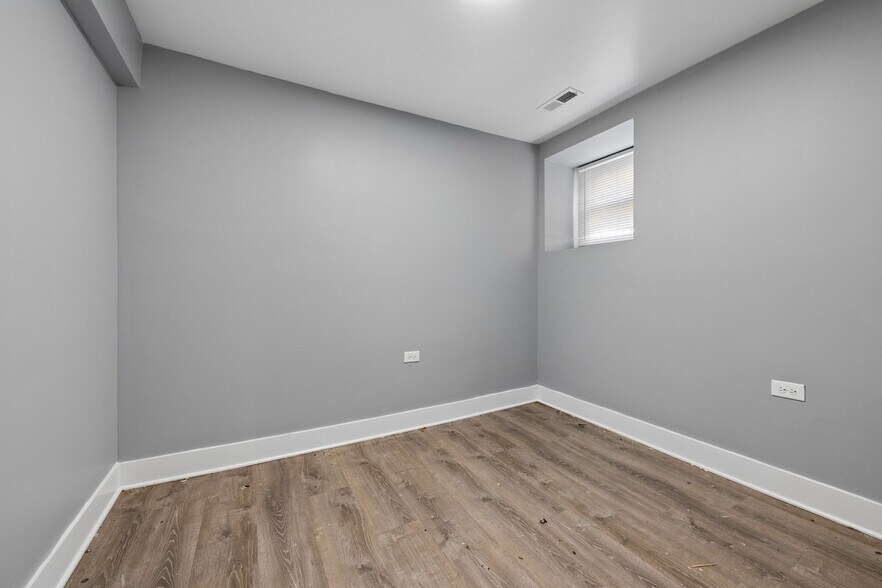 More Photos Of 5150 S Calumet Ave, Chicago Apartments For Sale