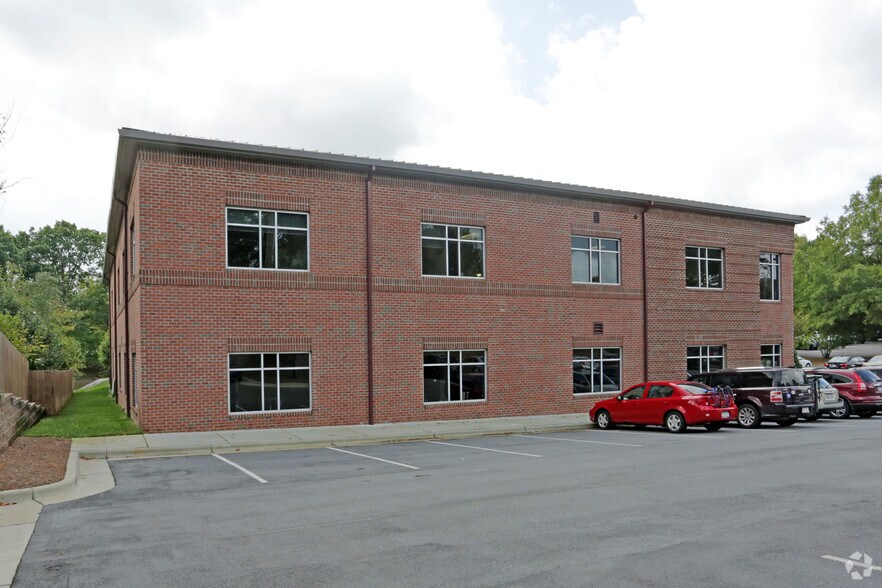 Primary Photo Of 3708 Forestview Rd, Raleigh Medical For Lease