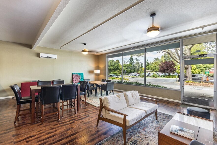 More Photos Of 870 Gravenstein Hwy, Sebastopol Freestanding For Sale