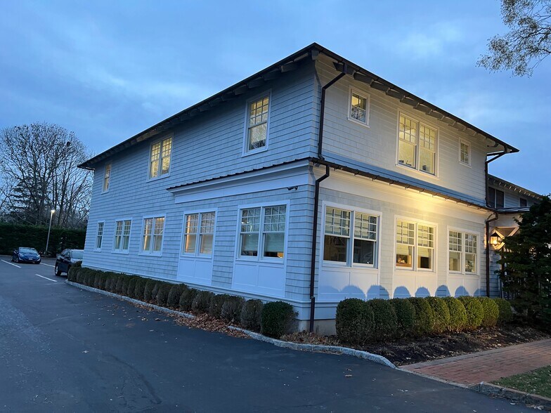 More Photos Of 201 Montauk Hwy, Westhampton Beach Office For Lease