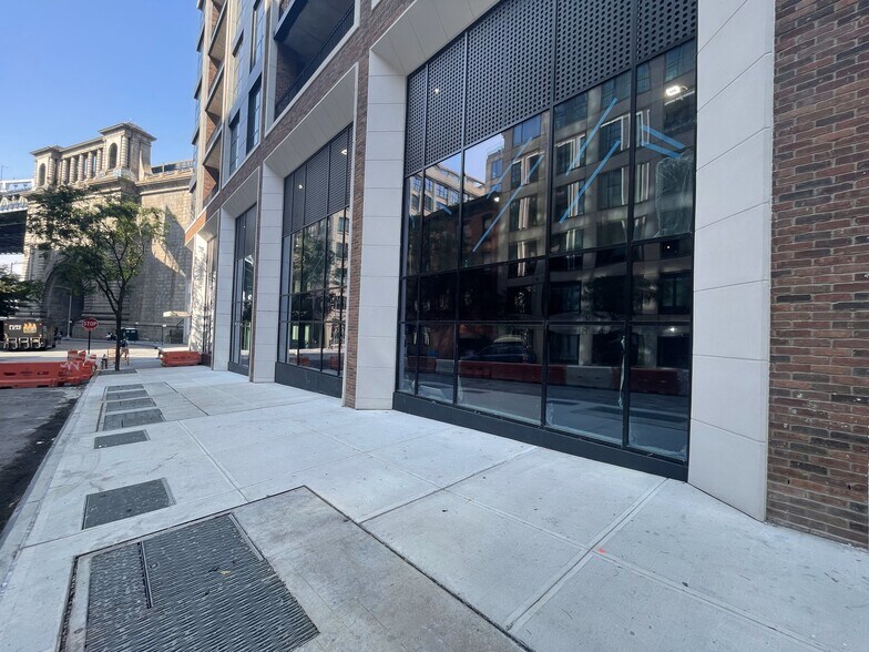 More Photos Of 69 Adams St, Brooklyn Apartments For Lease