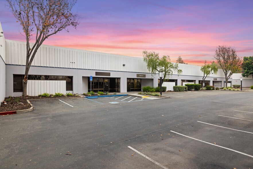 More Photos Of 2170-2190 Paragon Dr, San Jose Unknown For Lease