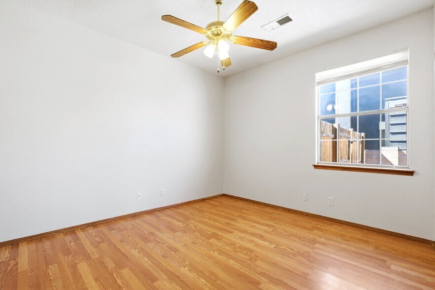 More Photos Of 2881 Chessman Dr SE, Rio Rancho Specialty For Sale