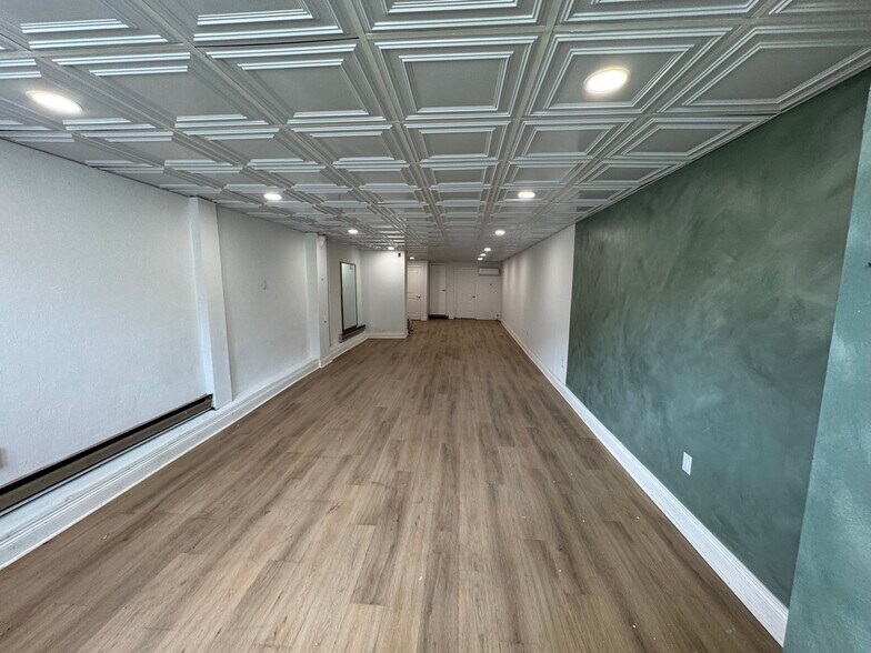 More Photos Of 2526 S Broad St, Philadelphia General Retail For Lease