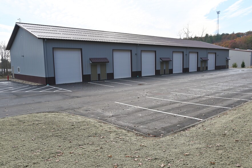 Primary Photo Of 47 Thames Rd, Hooksett Industrial For Lease