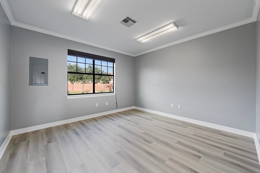 More Photos Of 4502 Riverstone Blvd, Missouri City Medical For Lease