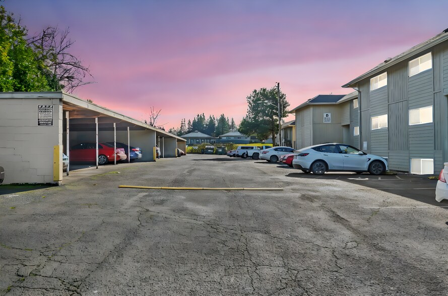 More Photos Of 17014-17062 NE Halsey St, Portland Apartments For Sale