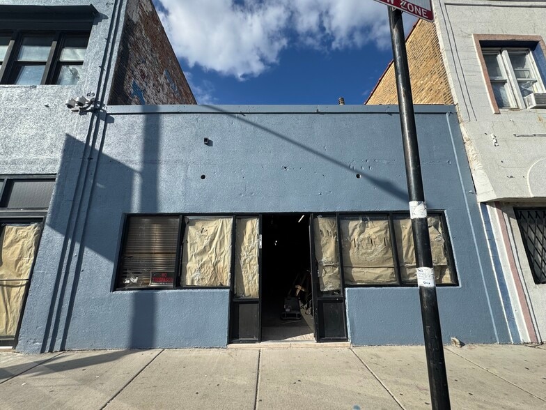 Primary Photo Of 3808 W North Ave, Chicago General Retail For Lease