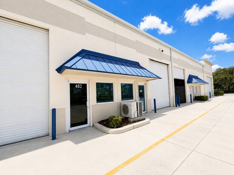Primary Photo Of 450-494 NW Lake Whitney Pl, Port Saint Lucie Warehouse For Lease