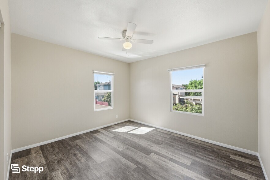 More Photos Of 1817 Stanley Ave, Signal Hill Apartments For Sale
