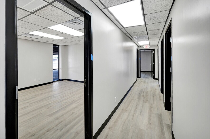 More Photos Of 602 N Baird St, Midland Office For Lease