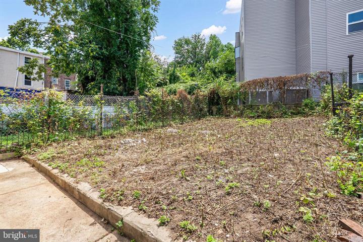 More Photos Of 3514 W Allegheny Ave, Philadelphia Multifamily For Sale