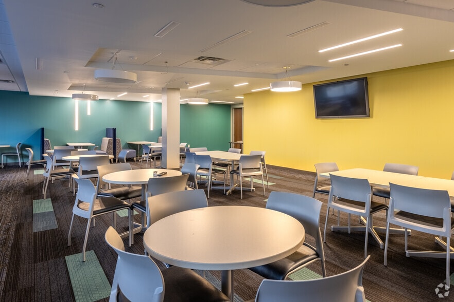 More Photos Of 1130 Route 22 E, Bridgewater Office For Sale