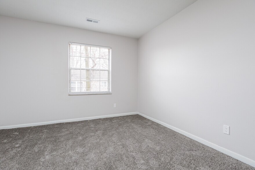 More Photos Of 4577 Olentangy River Rd, Columbus Apartments For Sale