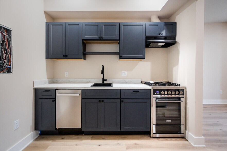 More Photos Of 4535 Commonwealth St, Detroit Apartments For Sale