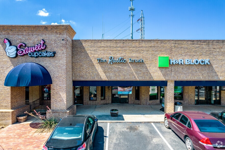 More Photos Of 16602-16668 San Pedro Ave, San Antonio Unknown For Lease