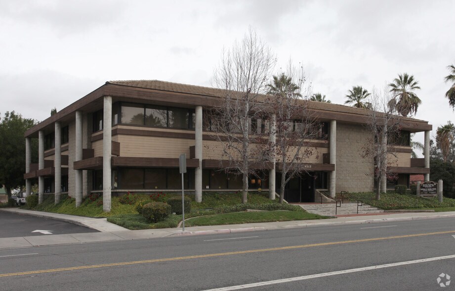 More Photos Of 4515 Central Ave, Riverside Medical For Lease