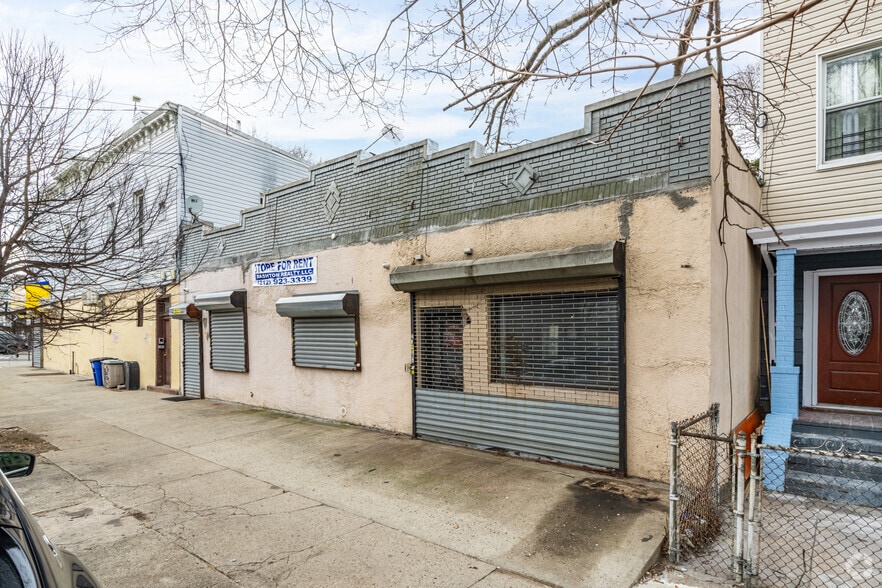 More Photos Of 3602 Clarendon Rd, Brooklyn Storefront Retail Residential For Lease