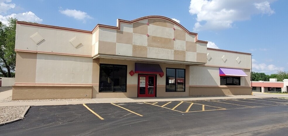 Primary Photo Of 221 N 66th St, Lincoln Freestanding For Lease