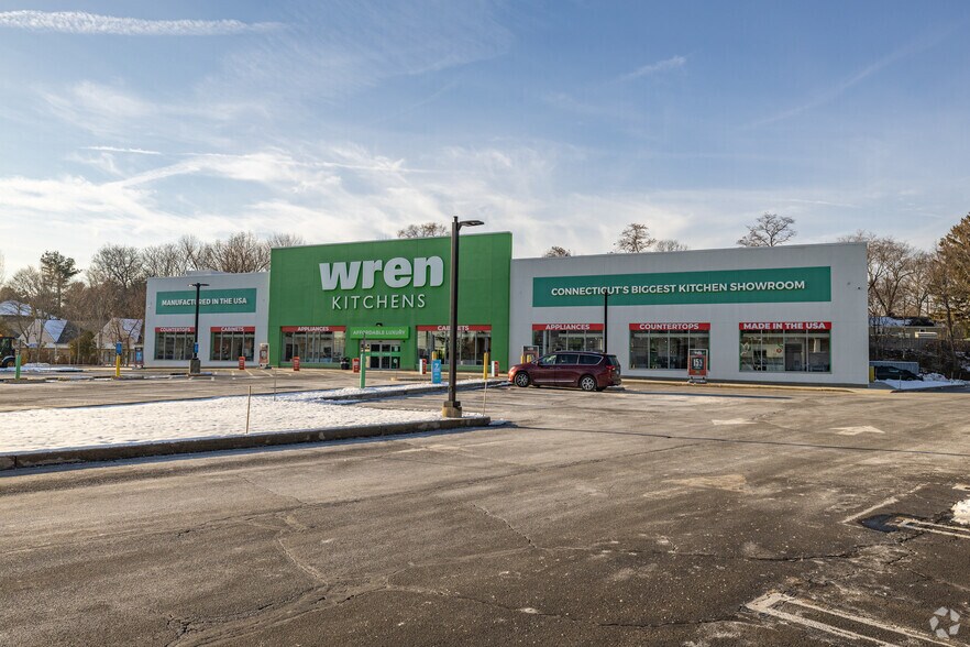 More Photos Of 1522 Boston Post Rd, Milford Freestanding For Lease