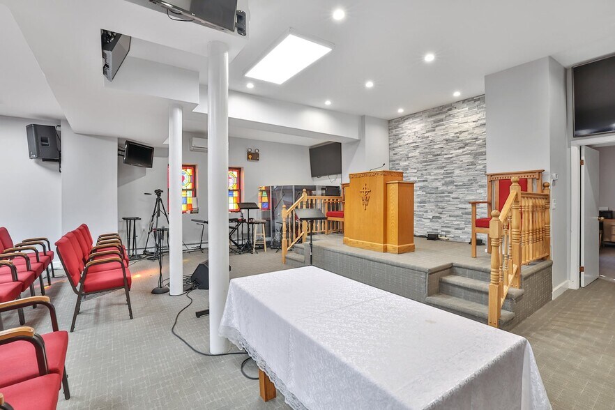 More Photos Of 668 E 222nd St, Bronx Religious Facility For Sale