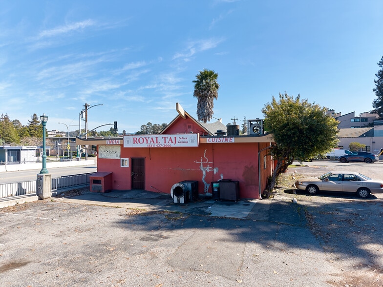 More Photos Of 270 Soquel Ave, Santa Cruz Restaurant For Sale
