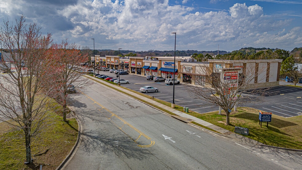 More Photos Of 3885 Mundy Mill Rd, Oakwood Freestanding For Sale