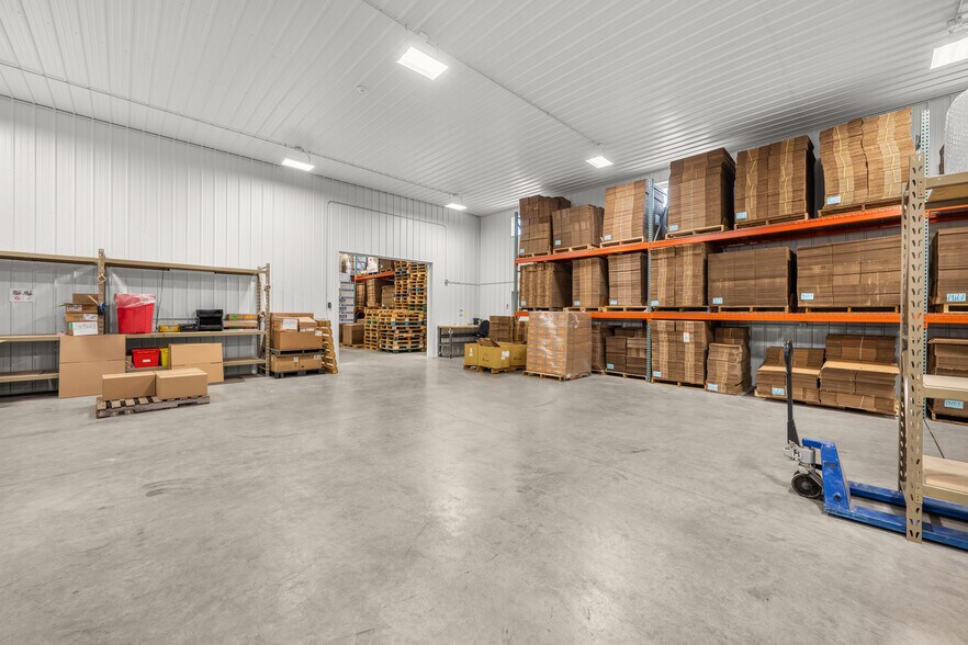 More Photos Of 6202 402nd St, North Branch Manufacturing For Sale