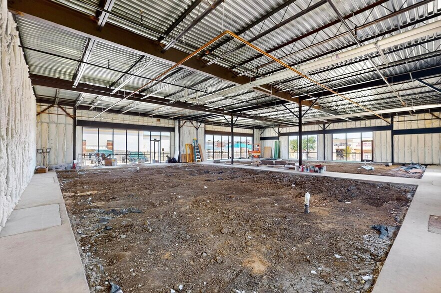 More Photos Of 8500 Olympus Blvd, Irving Office For Sale