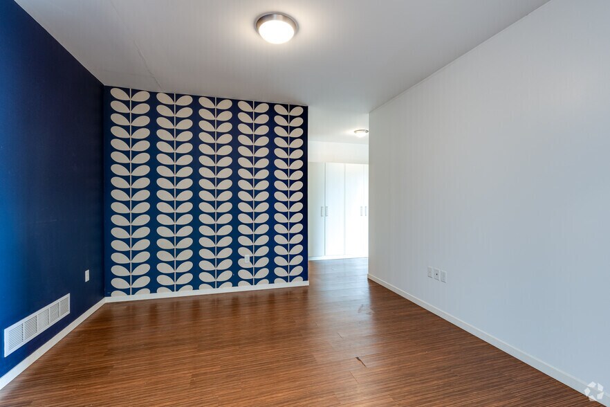 More Photos Of 915 Washington Ave N, Minneapolis Apartments For Lease