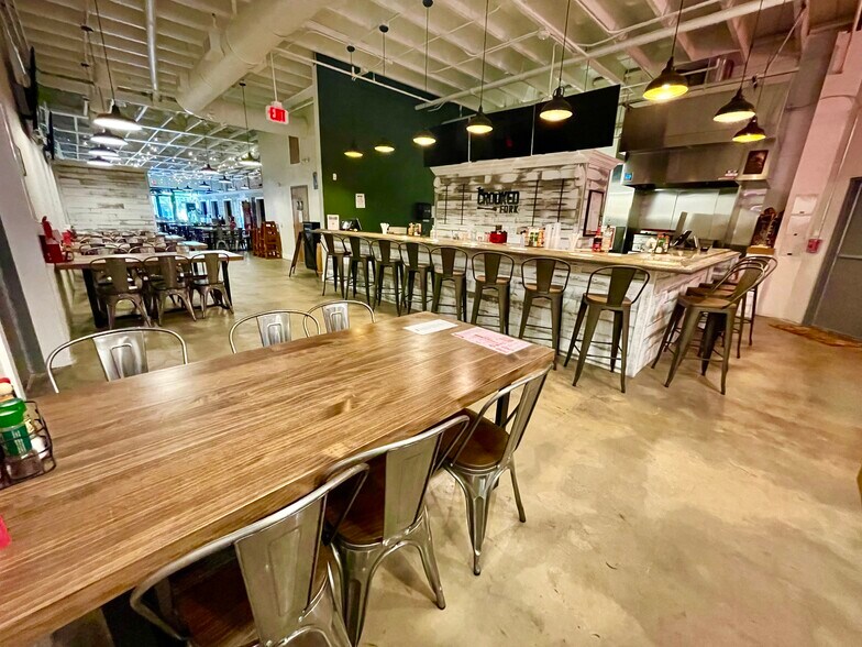 More Photos Of 24 E Magnolia Ave, Eustis Storefront For Lease