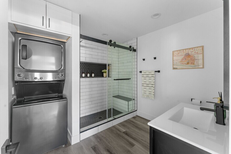More Photos Of 2722 Nye St, San Diego Apartments For Sale