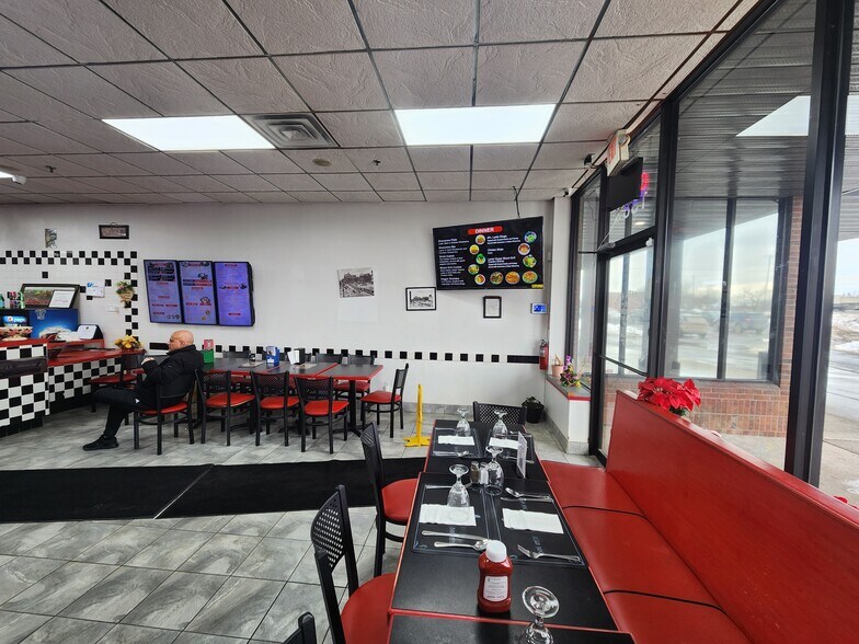 More Photos Of 1350-1500 S Lapeer Rd, Oxford Unknown For Lease