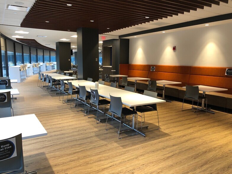 More Photos Of 1 American Row, Hartford Office For Lease