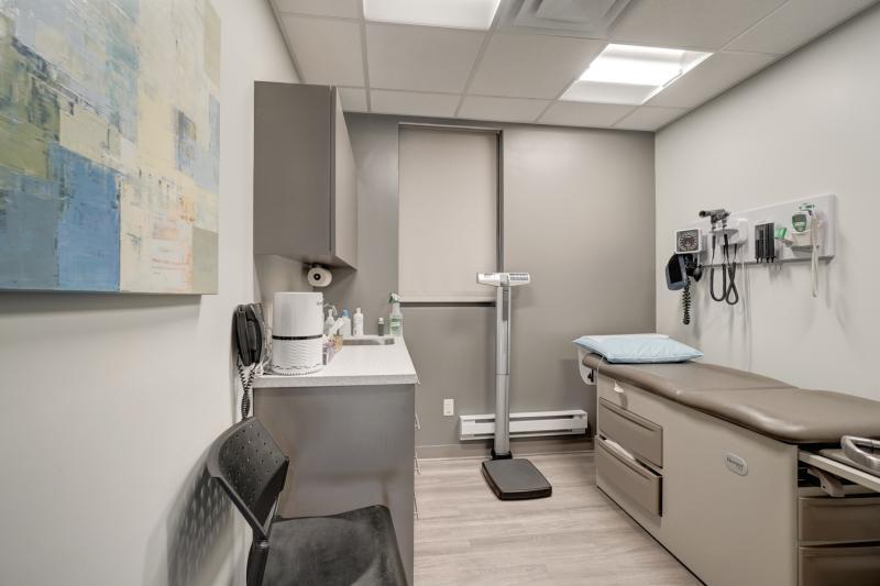 More Photos Of 236 Avenue Rd, Toronto Medical For Lease