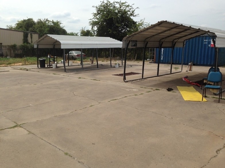 Primary Photo Of 11402 S Post Oak Rd, Houston Auto Repair For Lease