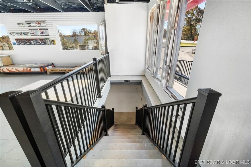 More Photos Of 706 N Main St, Gravois Mills General Retail For Sale