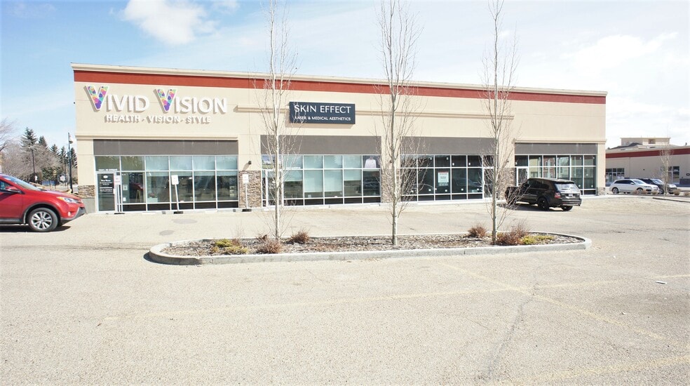 Primary Photo Of 10441 99 Av, Fort Saskatchewan General Retail For Sale