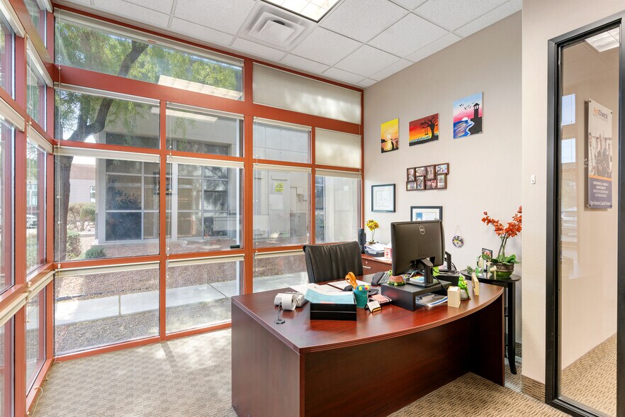More Photos Of 375 N Stephanie St, Henderson Office For Lease