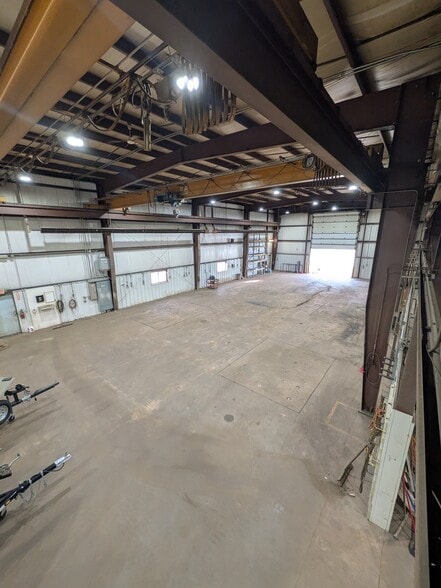 More Photos Of 195 Wendt Dr, Waupaca Warehouse For Sale