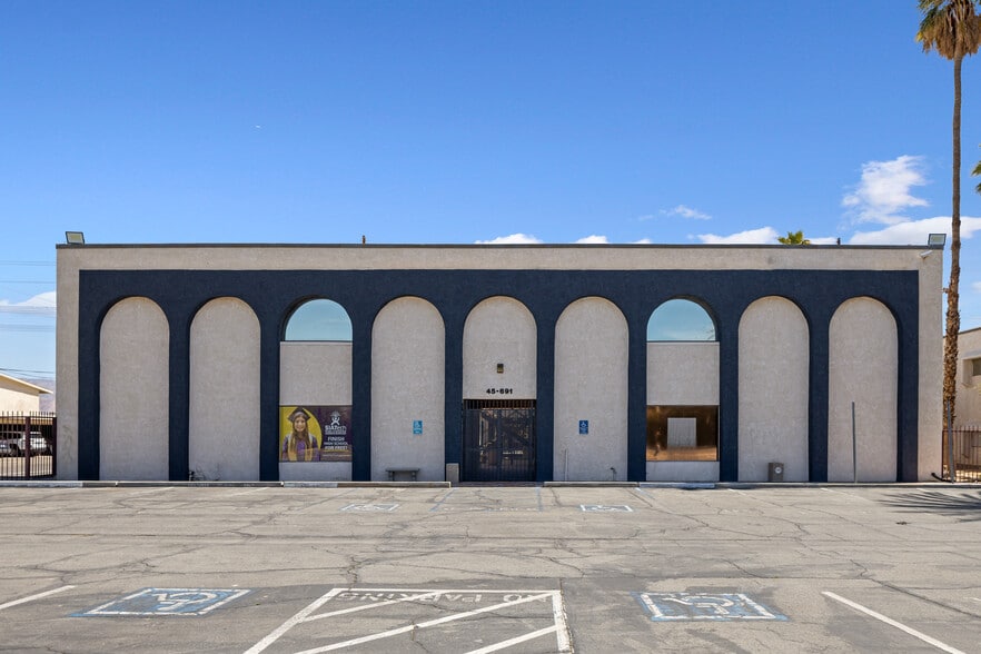 More Photos Of 45691 Monroe St, Indio Medical For Lease