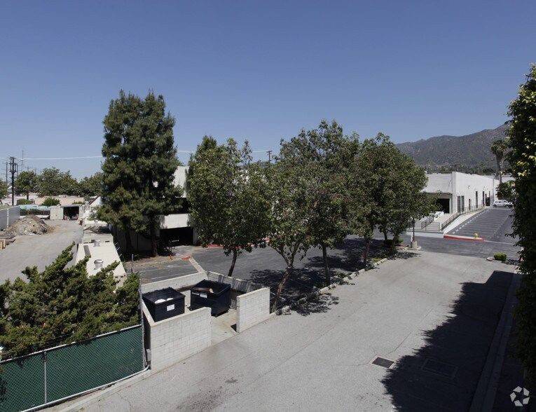 More Photos Of 1011 Grandview Ave, Glendale Unknown For Lease