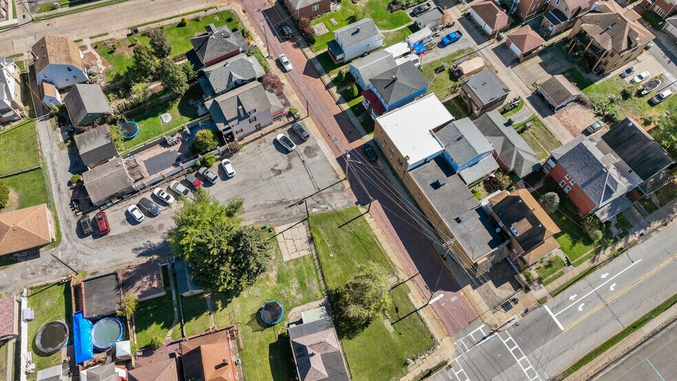 More Photos Of 1098 Duss Ave, Ambridge Restaurant For Sale