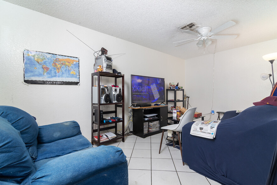 More Photos Of 1815 E Pueblo Ave, Phoenix Multifamily For Sale