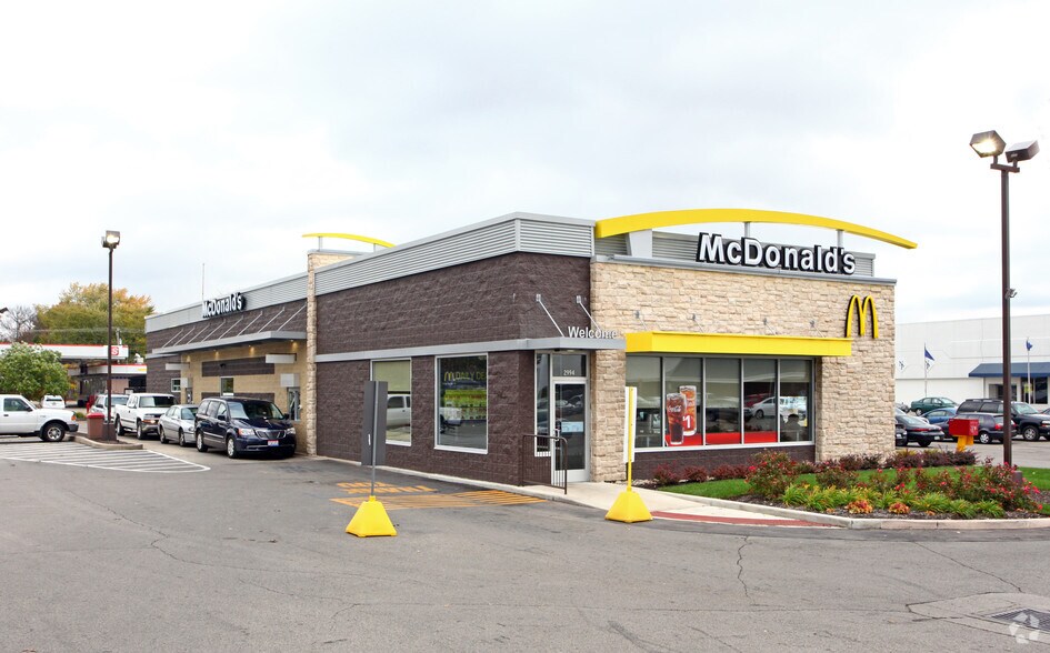 More Photos Of 2960-2990 Derr Dr, Springfield Unknown For Lease