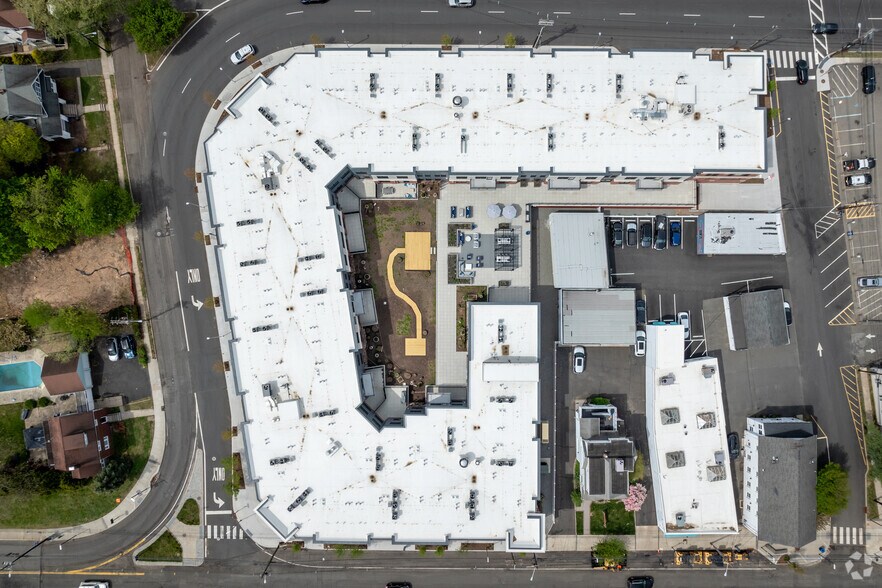 More Photos Of 397 Millburn Ave, Millburn Apartments For Lease