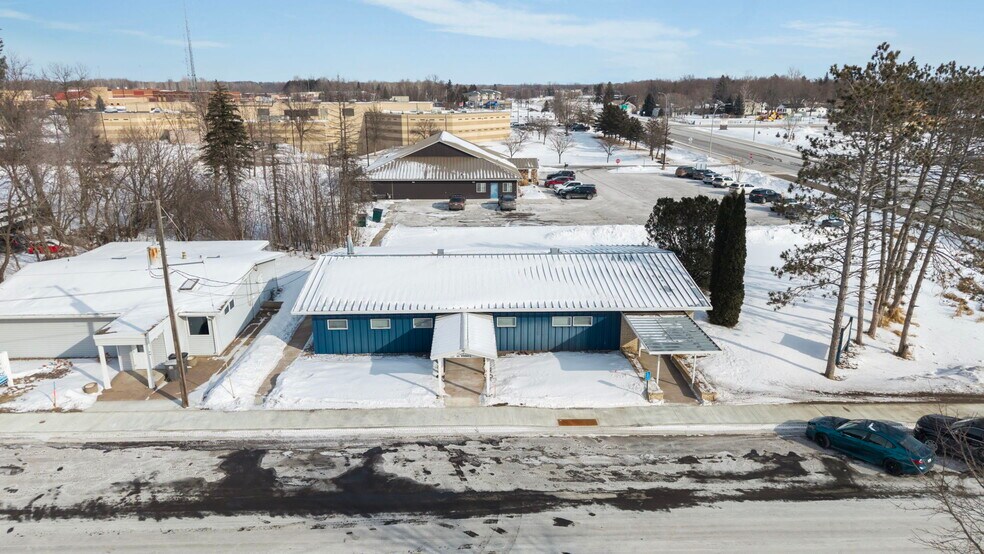 More Photos Of 400 Broadway Ave N, Foley Office For Sale