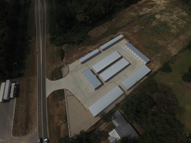 More Photos Of 1337 Arbala Rd, Sulphur Springs Self Storage For Sale