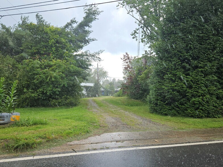 Primary Photo Of 4184 Haywood Rd, Mills River Land For Sale