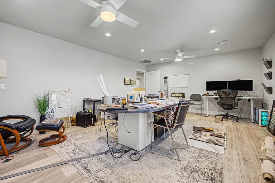 More Photos Of 6470 W Desert Inn Rd, Las Vegas Medical For Sale